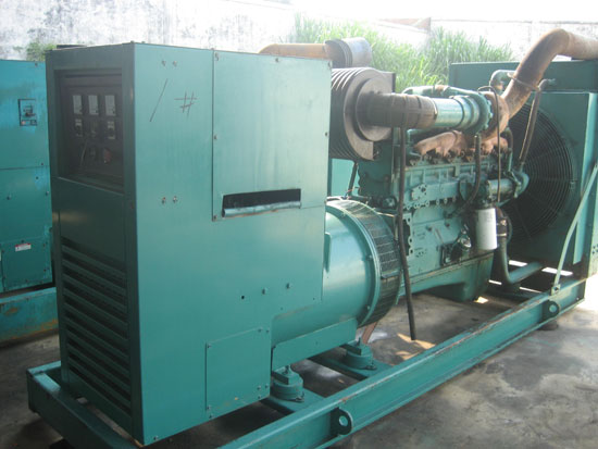 清河租赁发电机- 发电机碳刷磨损的原因是什么