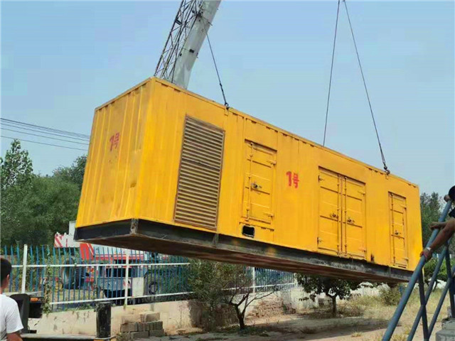 清河300KW柴油发电机组油耗是多少？