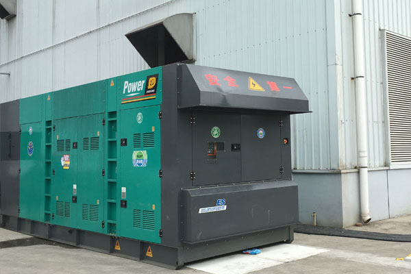 清河燃油滤清器的更换流程是怎样的？