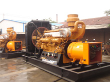 清河发电机组的频率规格是如何确定的？