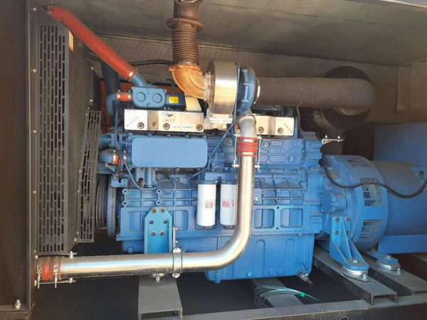 清河燃油消耗率与进气温度的具体关系是什么？